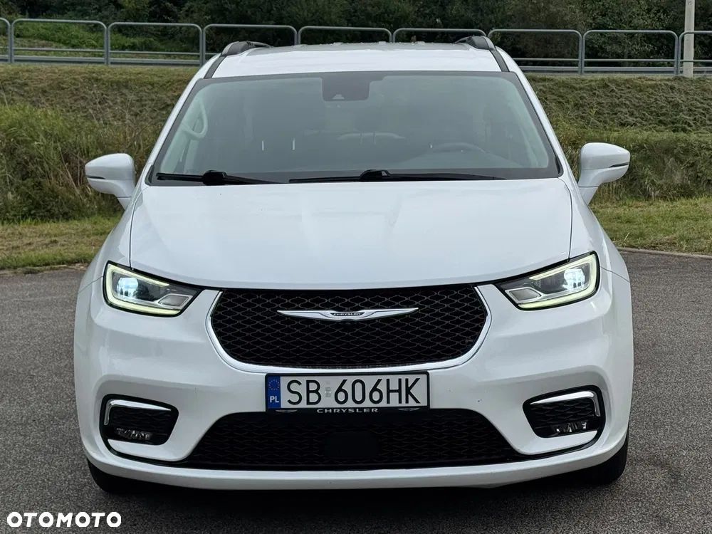 Chrysler Pacifica 2022 photo 4