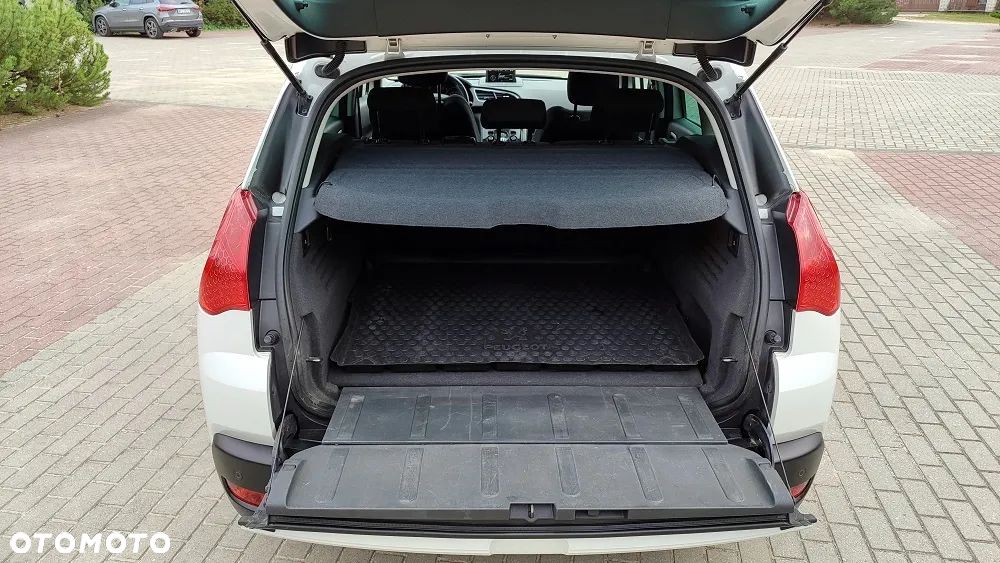 Peugeot 3008 2.0 HDi Allure - 17