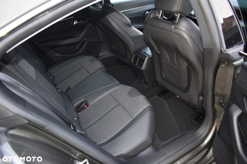 Peugeot 508 1.5 BlueHDi Allure S&S EAT8 - 38