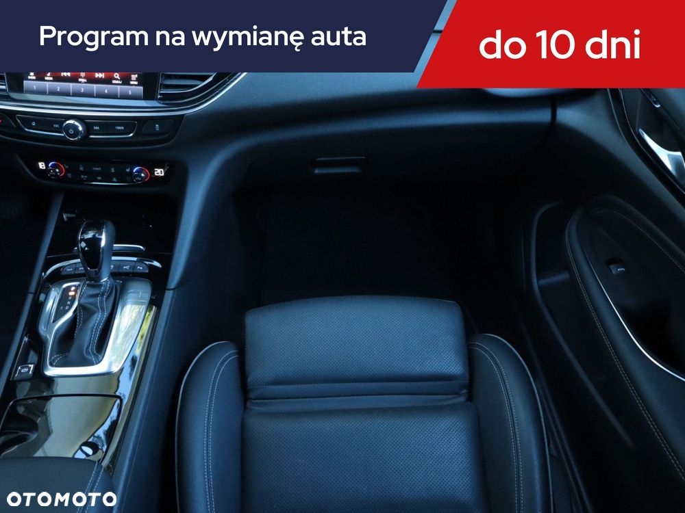 Opel Insignia - 10