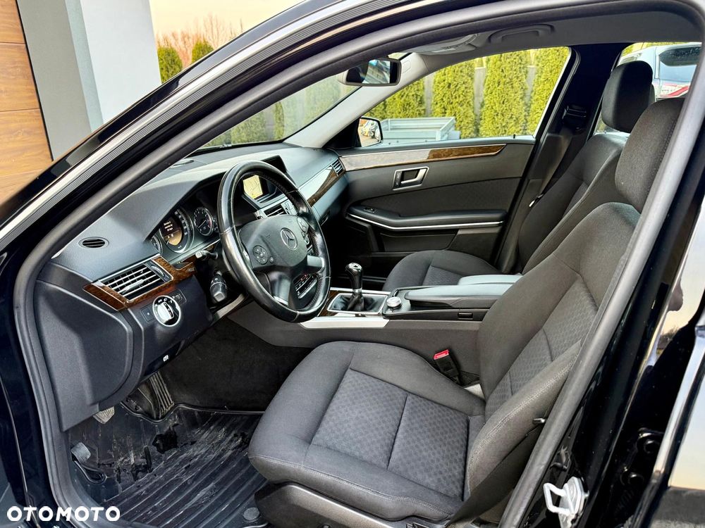 Mercedes-Benz Klasa E 200 Edition - 17