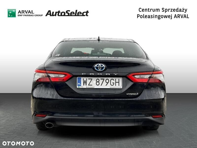 Toyota Camry 2.5 Hybrid Comfort CVT - 6