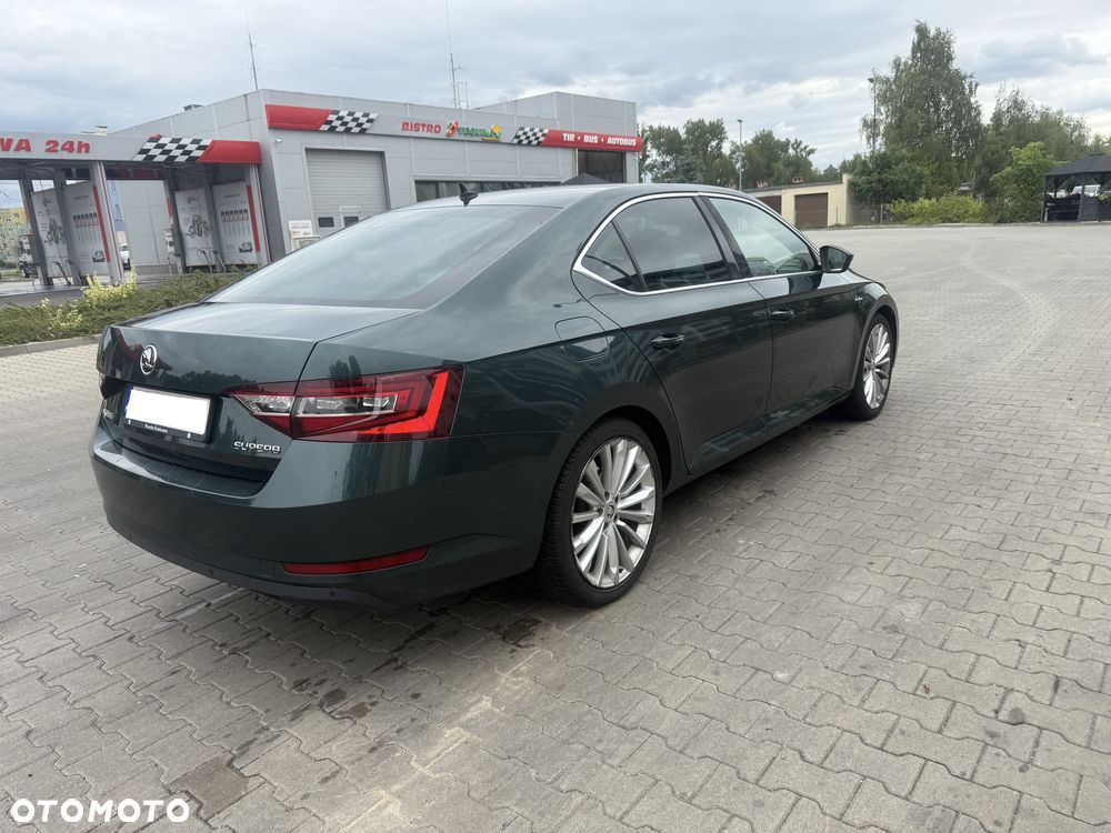 Skoda Superb 2.0 TDI L&K - 4