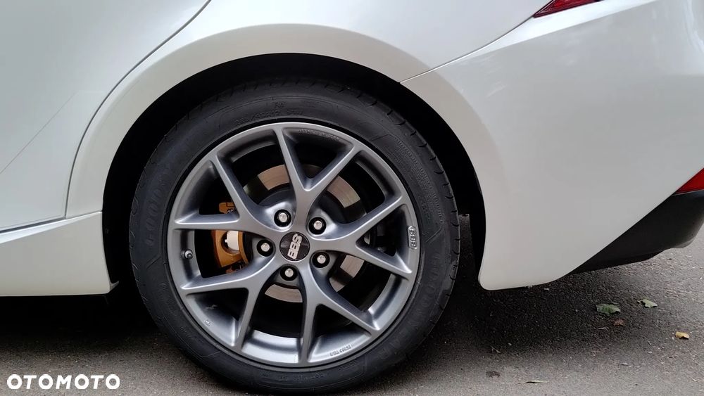 Lexus IS 200t Elite - 7