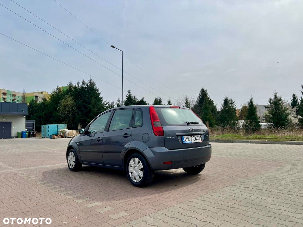 Ford Fiesta - 7