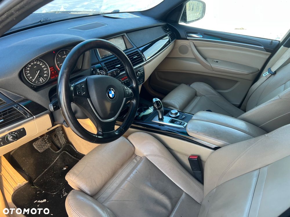 BMW X5 xDrive35d - 7