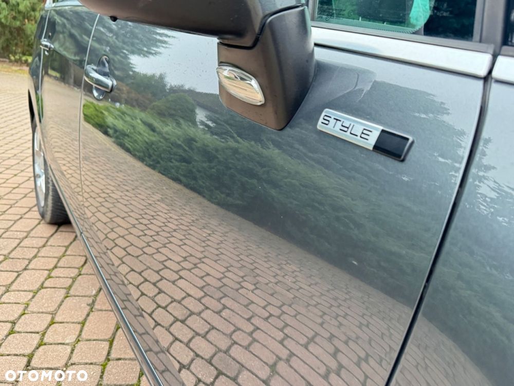 Peugeot 5008 - 13