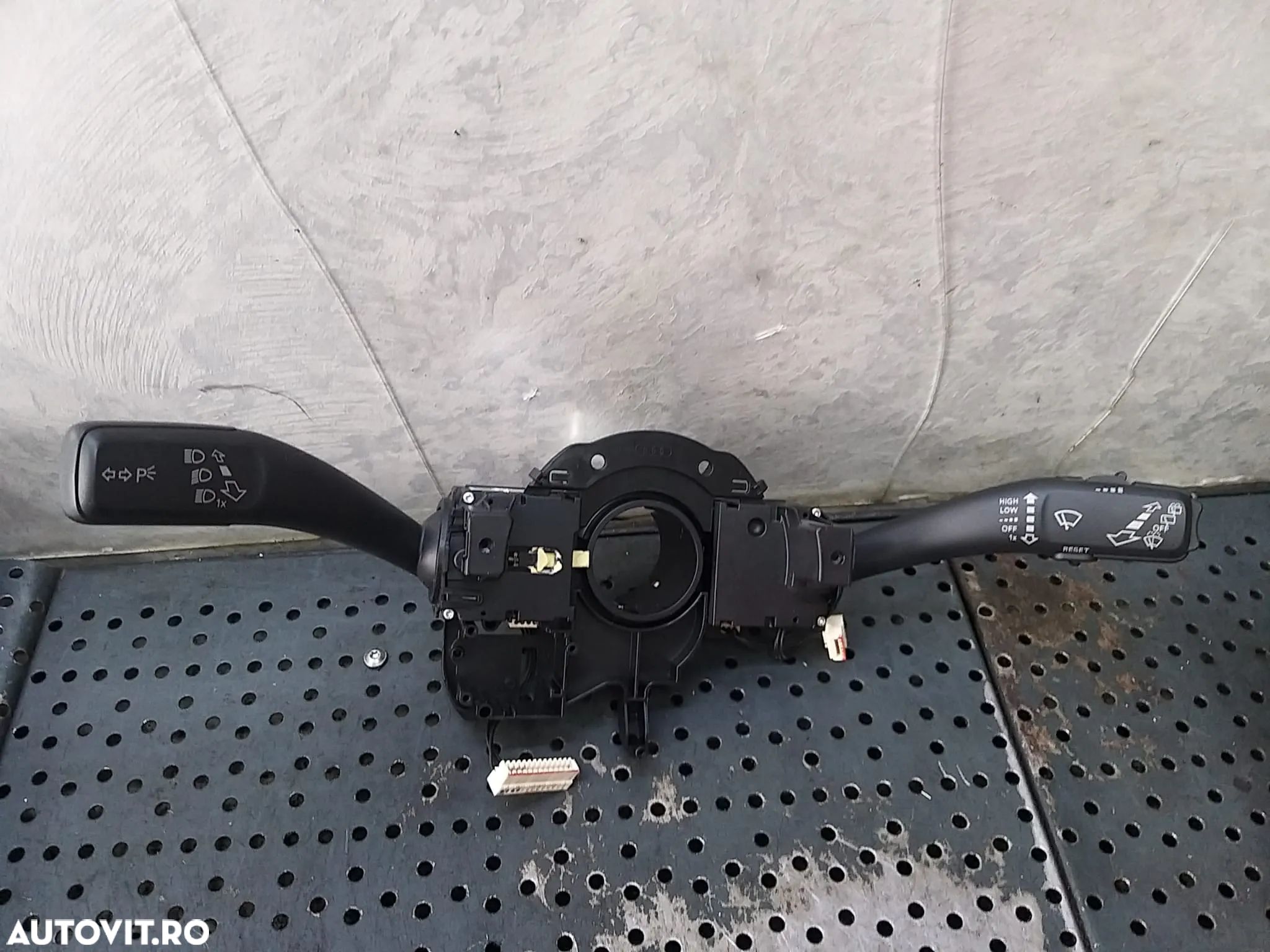 Bloc manete semnalizare stergator parbriz audi a4 b8 8k 8k0953502bj - 1