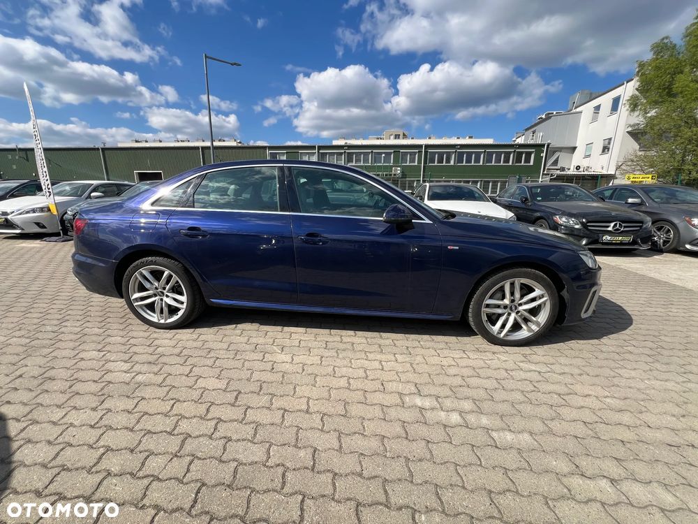 Audi A4 Limousine - 10