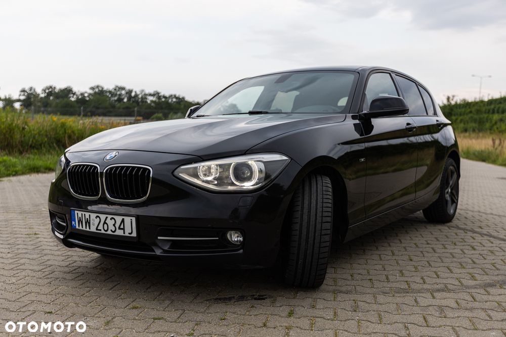 BMW Seria 1 118d Sport Line - 2