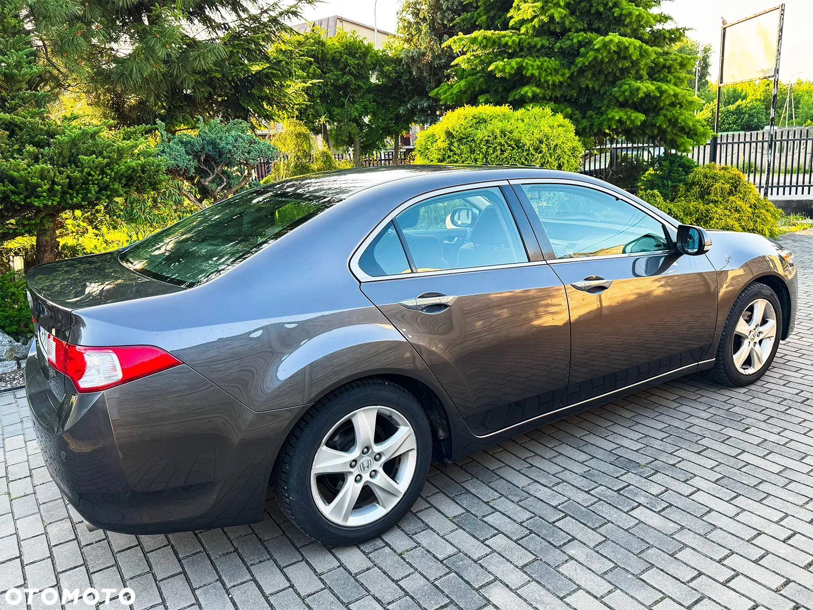 Honda Accord 2.0 Executive - 7
