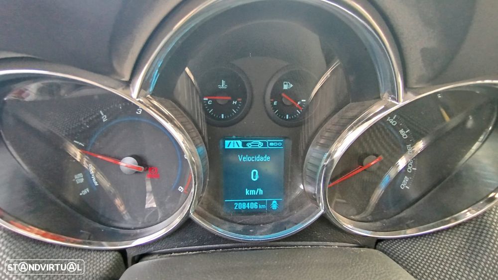 Chevrolet Cruze SW 1.7 VCDi LTZ - 19