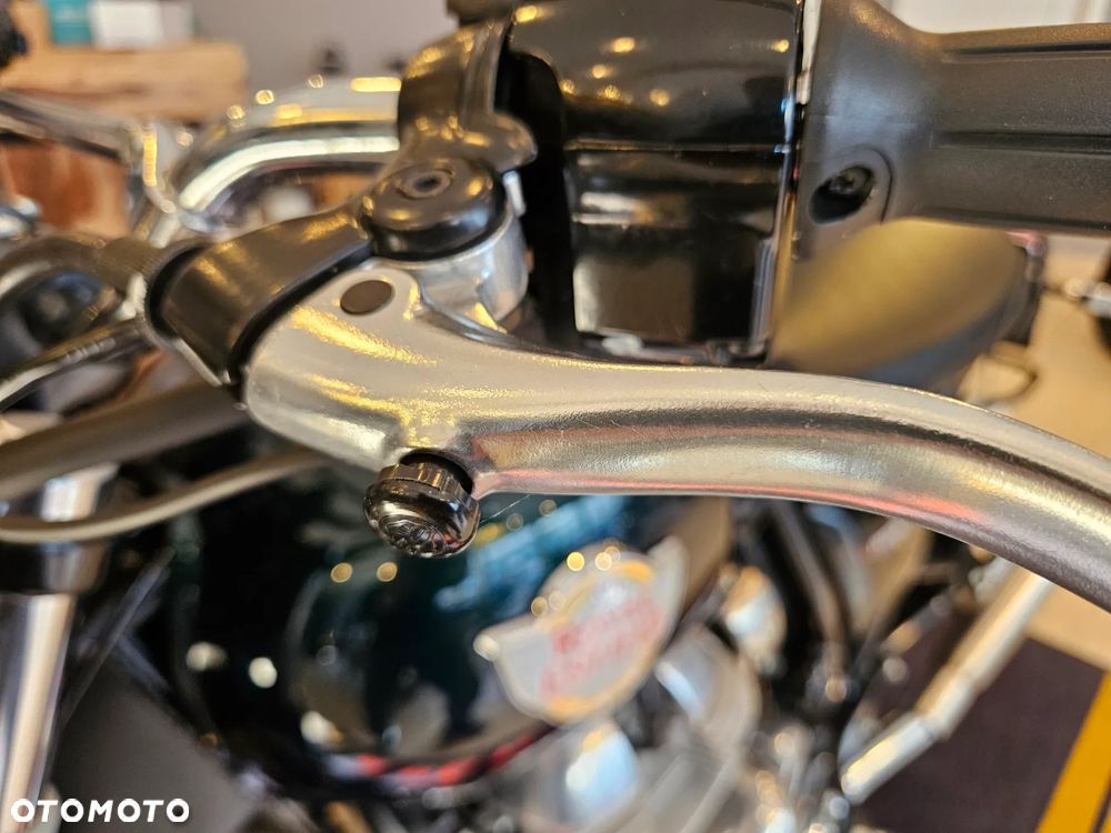 Royal Enfield Interceptor - 15