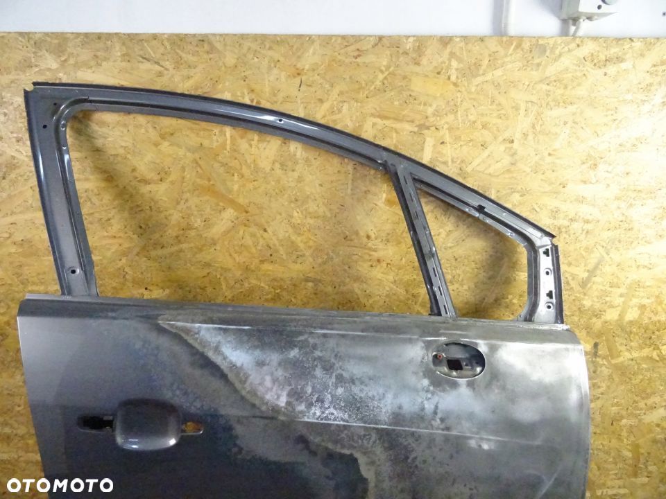 DRZWI PRAWY PRZÓD OPEL MERIVA B LIFT 1.4T - 2