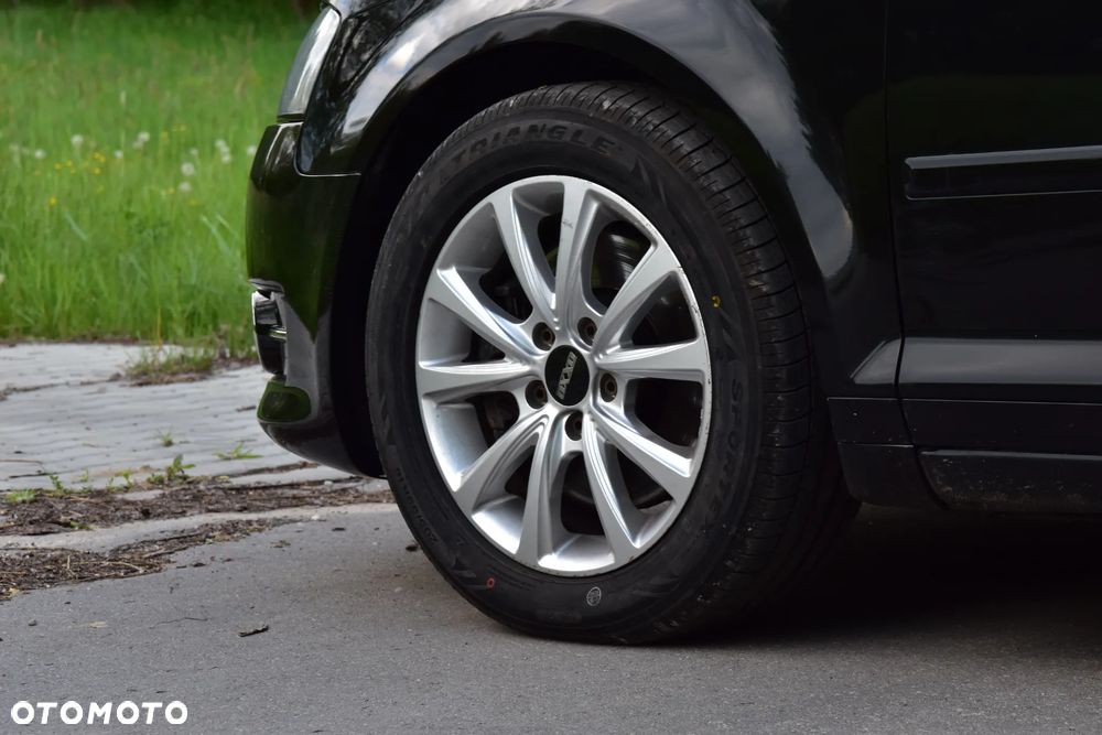 Audi A3 Sportback 2.0 TDI DPF quattro Attraction - 8