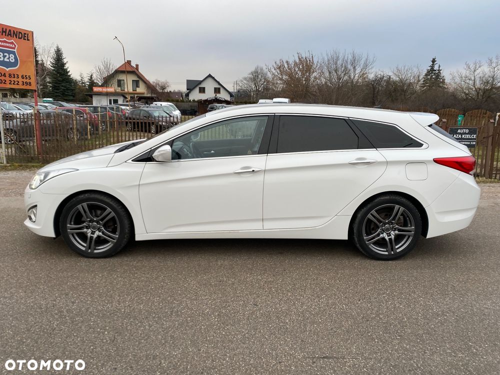 Hyundai i40 i40cw 1.6 Fifa World Cup Edition - 18