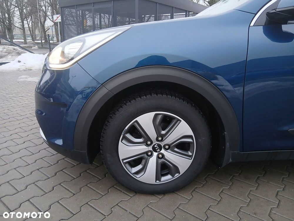 Kia Niro 1.6 GDI Hybrid L - 13