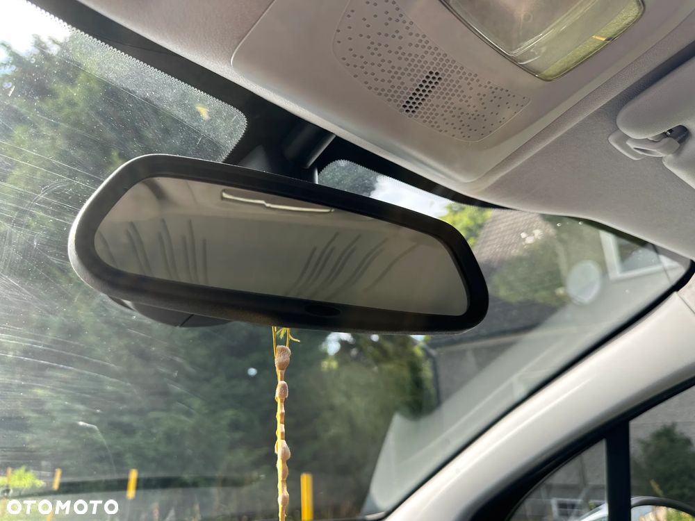 Peugeot 2008 1.2 Pure Tech Allure S&S - 26