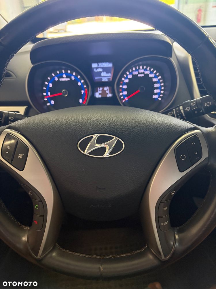 Hyundai i30 1.4 Fifa World Cup Edition - 18