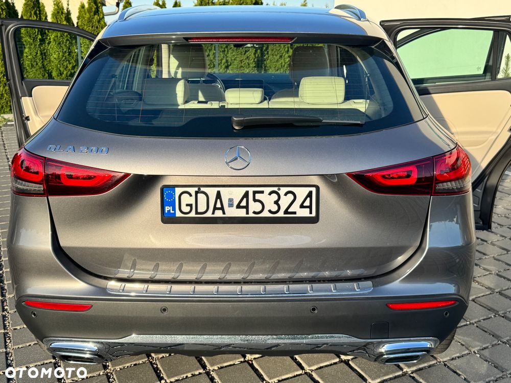 Mercedes-Benz GLA 200 Business Edition - 5
