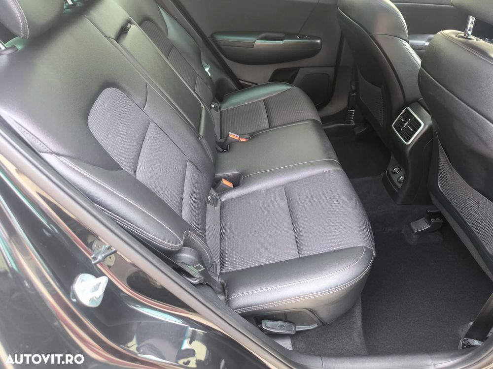 Kia Sportage 1.6 DSL 7DCT HP 4x2 GT Line - 27