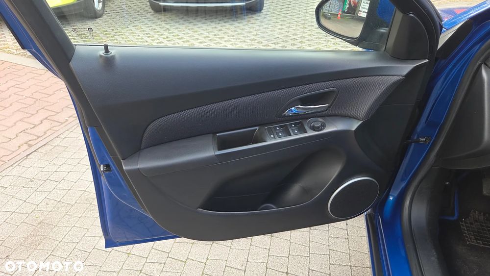 Chevrolet Cruze 1.4 T LTZ - 22