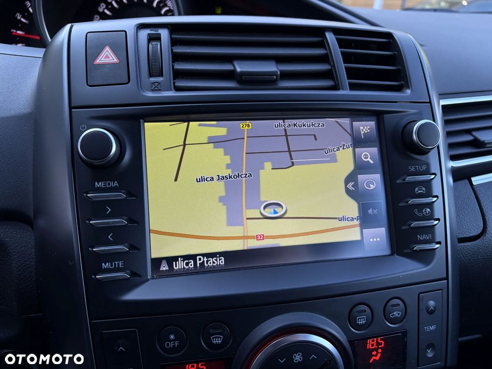 Toyota Verso 1.6 D-4D Prestige 7os - 28