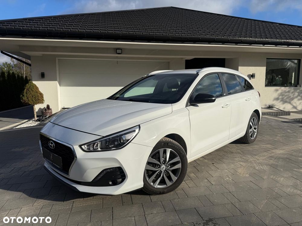 Hyundai i30 1.4 YES - 2