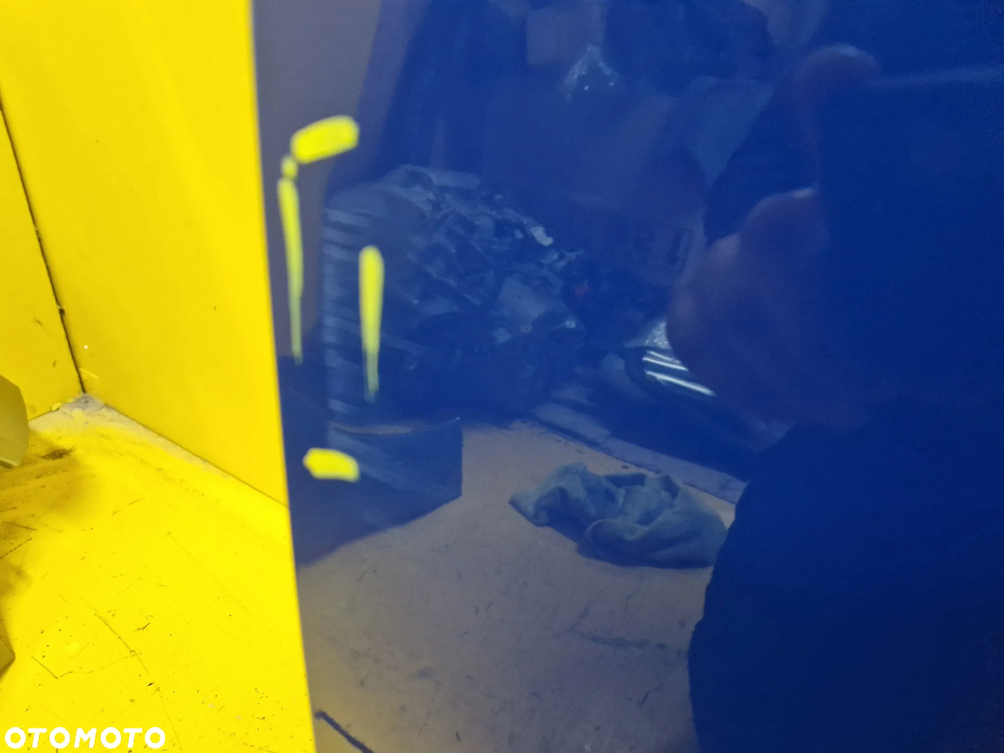 VW CADDY V 2K7 DRZWI PRAWY PRZOD - 10