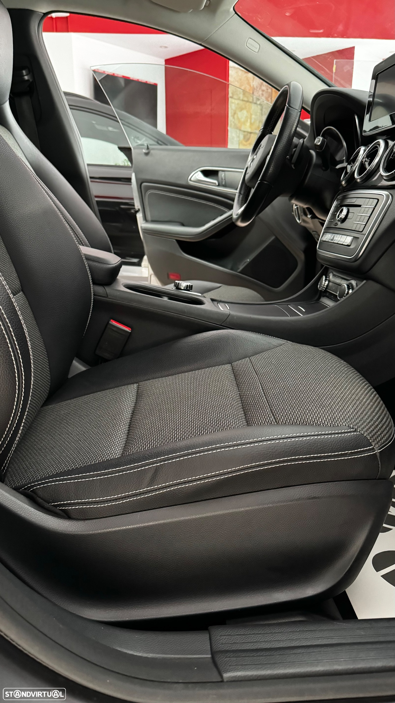 Mercedes-Benz CLA 200 d Shooting Brake Aut. - 20