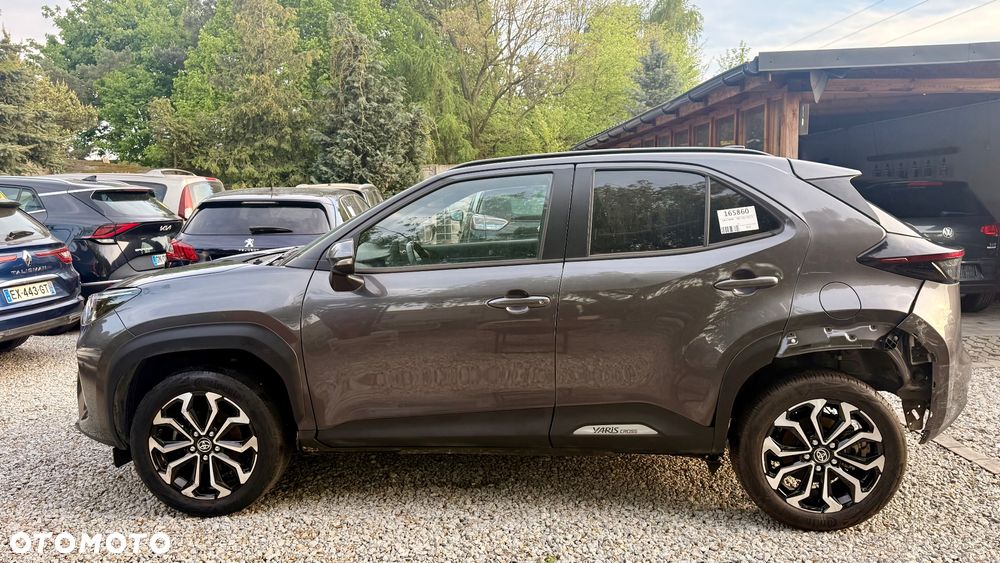Toyota Yaris Cross 1.5 VVT-i AWD-i Adventure - 4