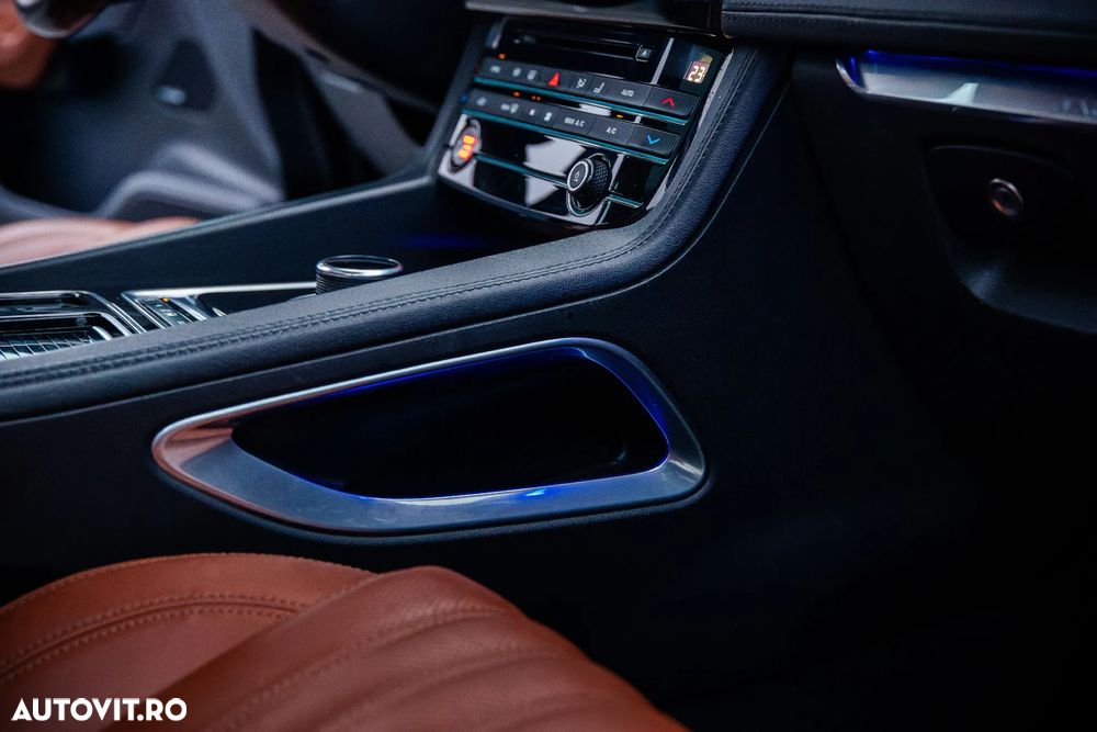 Jaguar F-Pace 30d AWD Prestige - 9