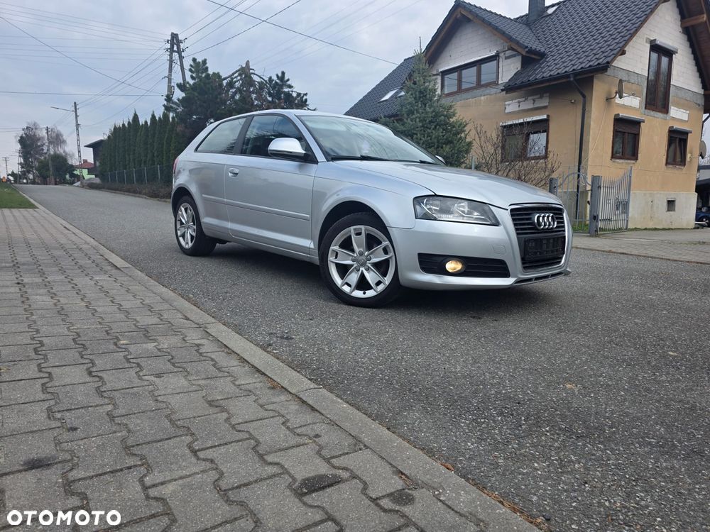Audi A3 3-drzwiowe 1.6 Ambition - 21