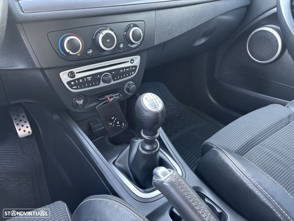 Renault Mégane Coupe 1.5 dCi GT Line - 13