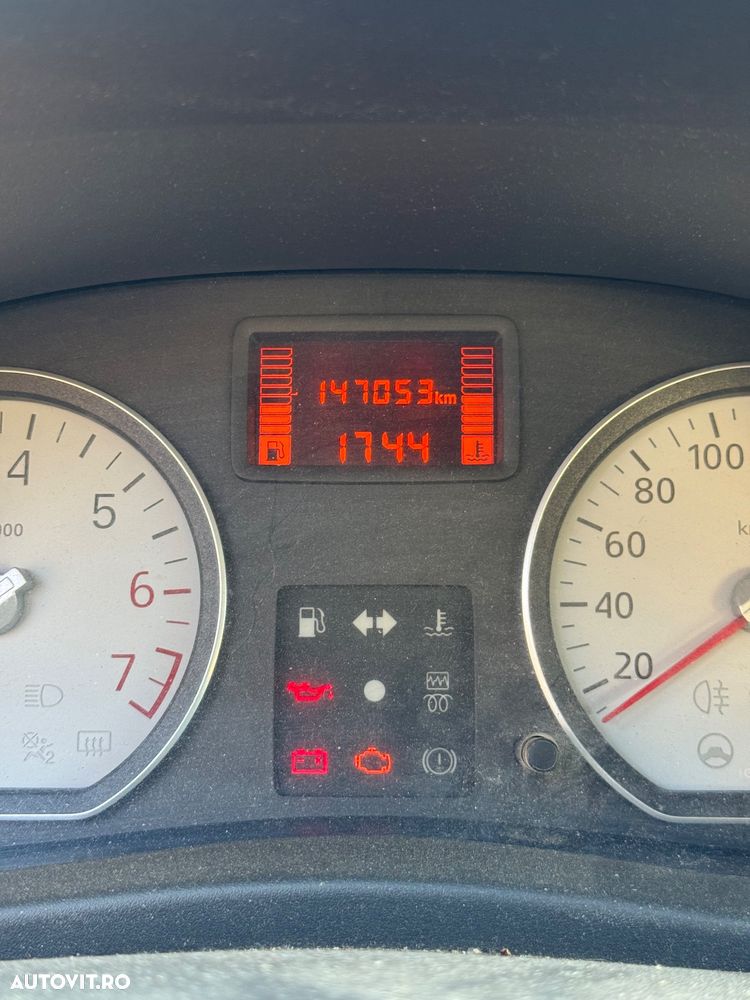 Dacia Logan 1.6 Prestige - 7