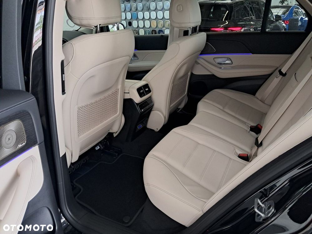 Mercedes-Benz GLE - 28