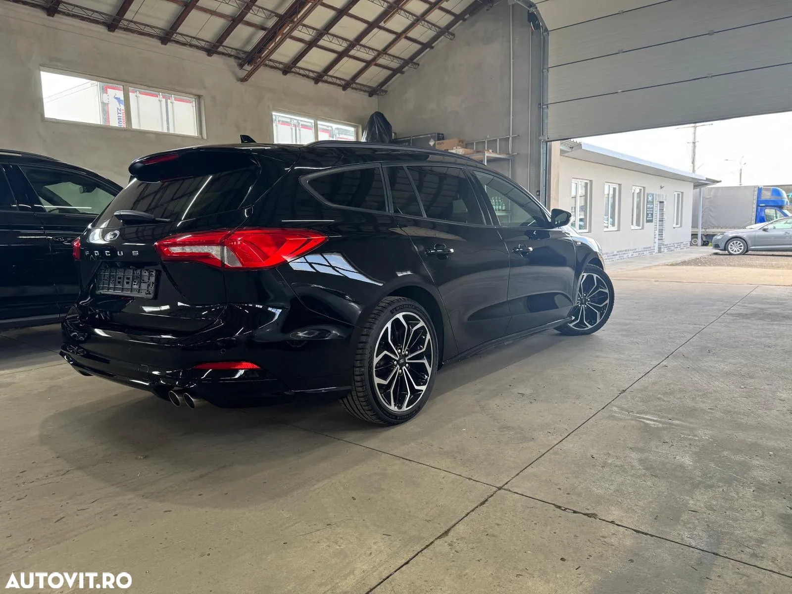 Ford Focus Turnier 2.0 EcoBlue Start-Stopp-System Aut. ST-LINE - 5