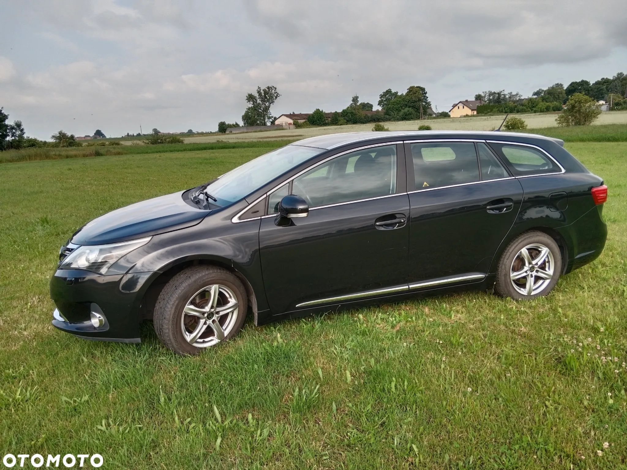 Toyota Avensis 1.8 Premium - 1