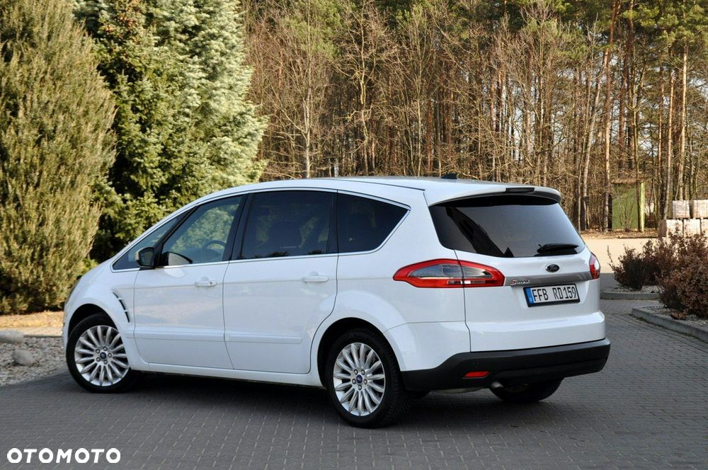 Ford S-Max - 13