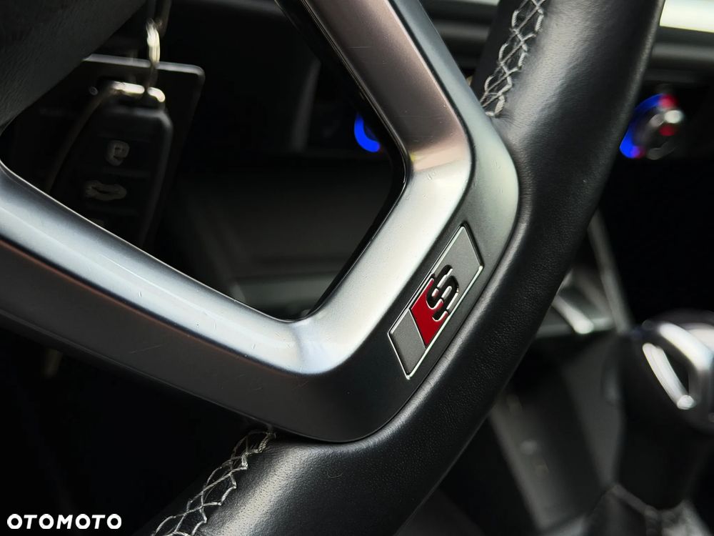 Audi Q3 35 TDI Quattro S tronic S line - 14