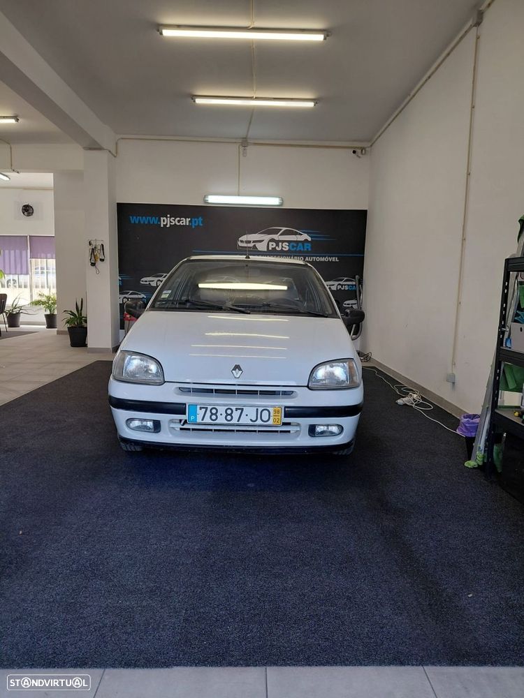 Renault Clio 1.2 - 6