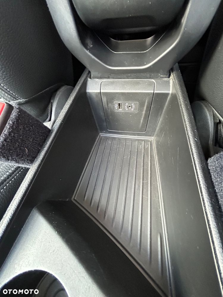 BMW Seria 2 ver-218d-gt-sport-line - 23