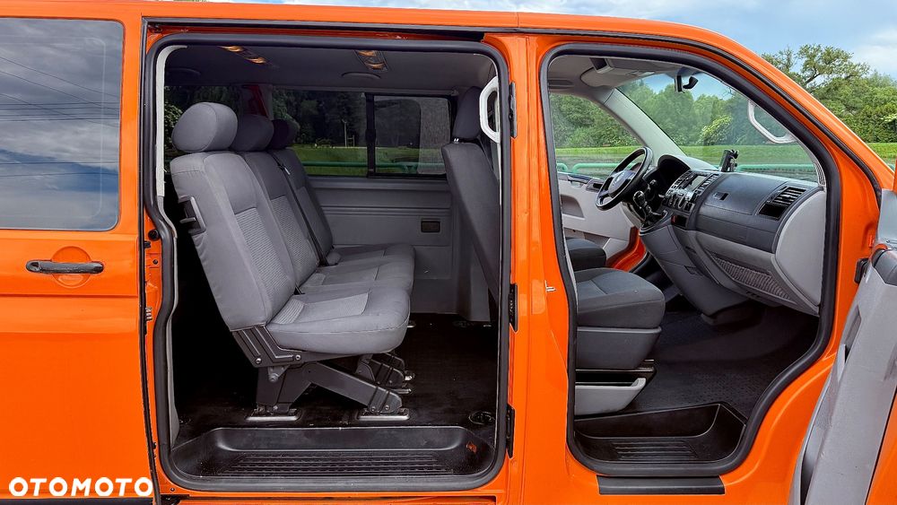 Volkswagen Transporter - 8