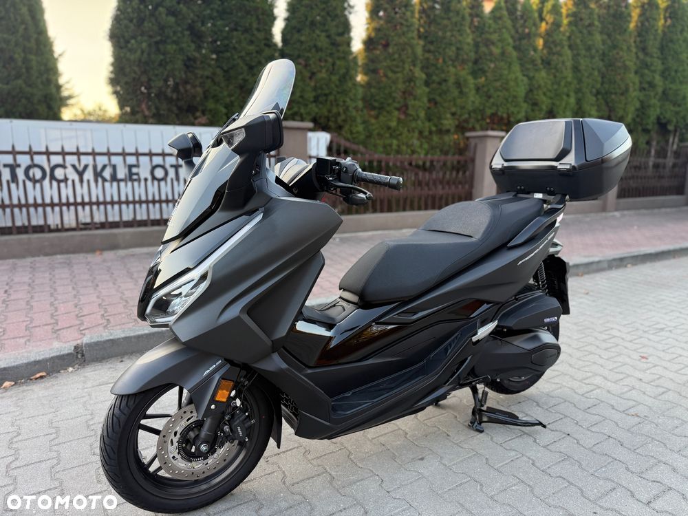 Honda NSS - 16