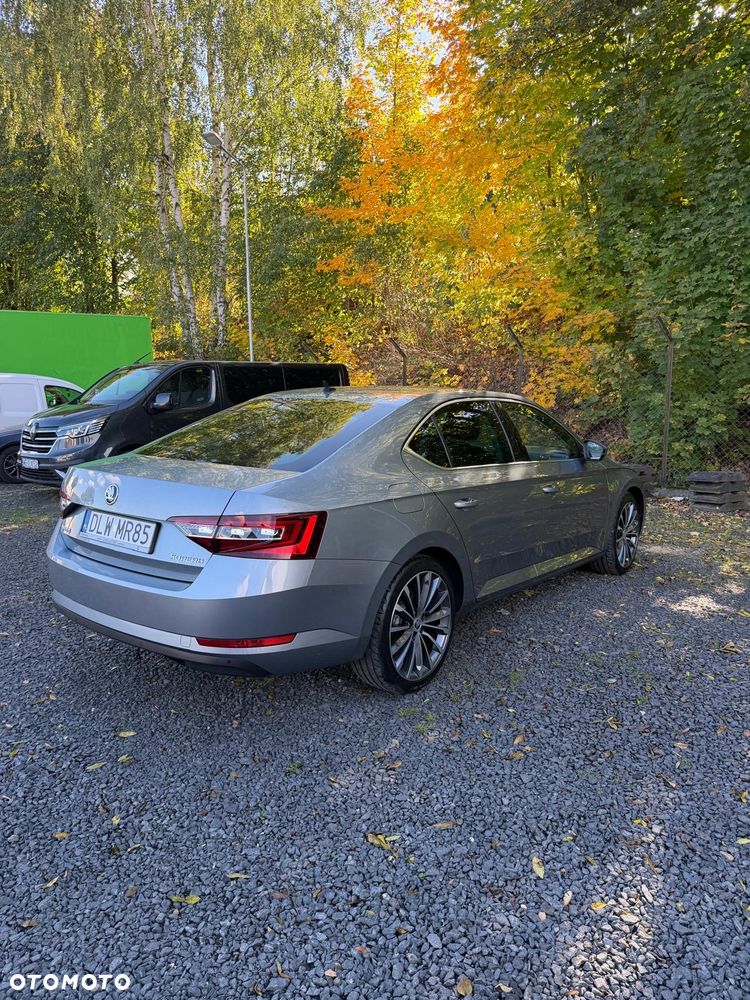 Skoda Superb 2016 photo 5