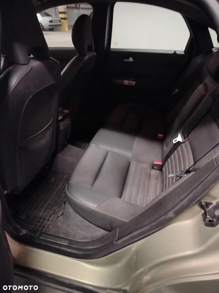 Volvo S40 1.6D Momentum - 6
