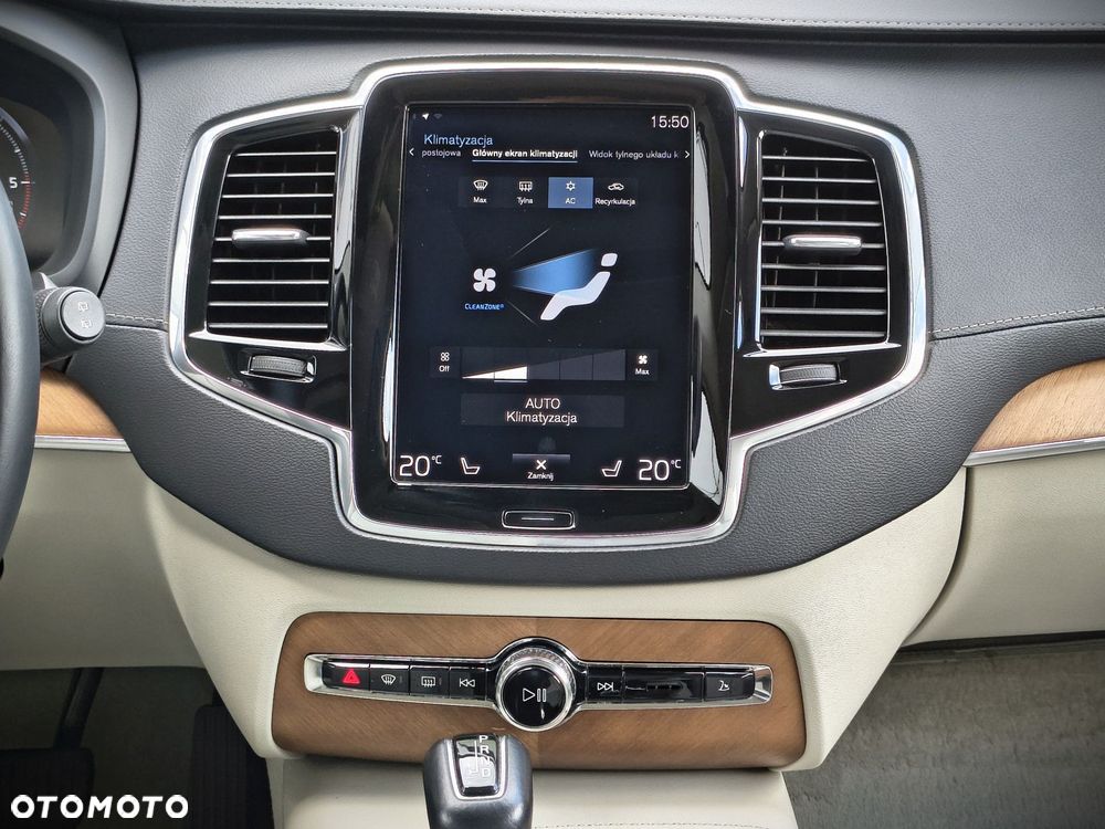 Volvo XC 90 - 17