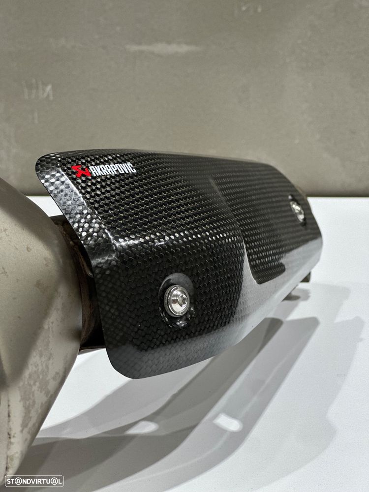 PONTEIRA DE ESCAPE AKRAPOVIC TÉNÉRÉ 700 - 4