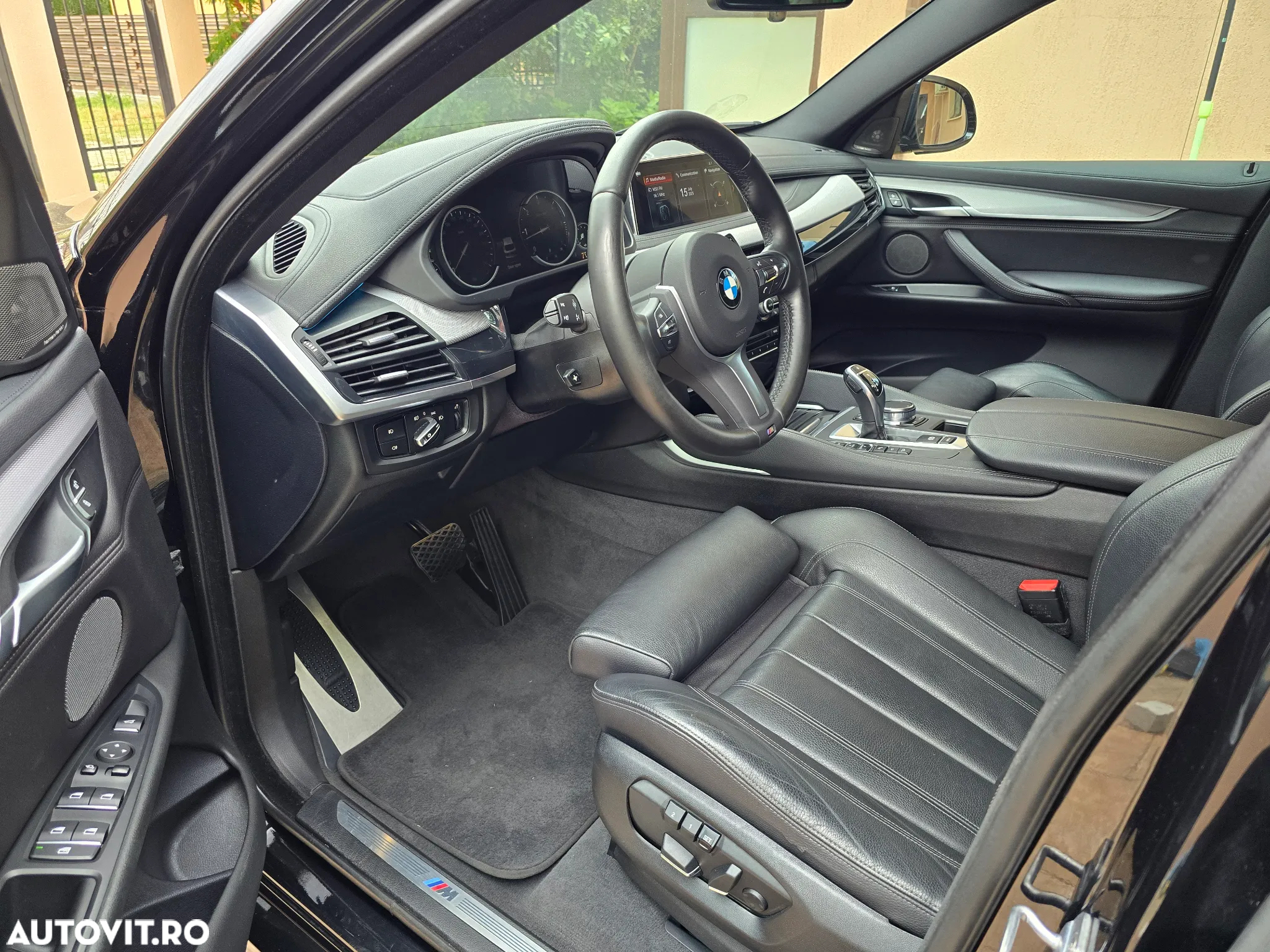 BMW X6 xDrive30d - 11