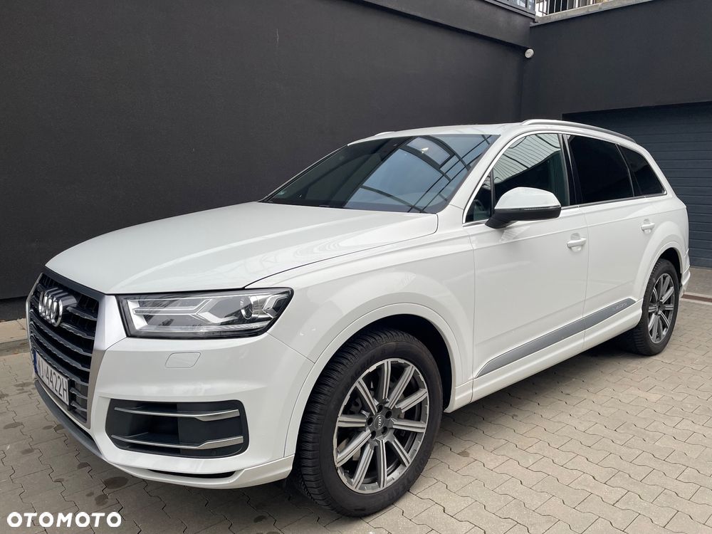 Audi Q7 - 1